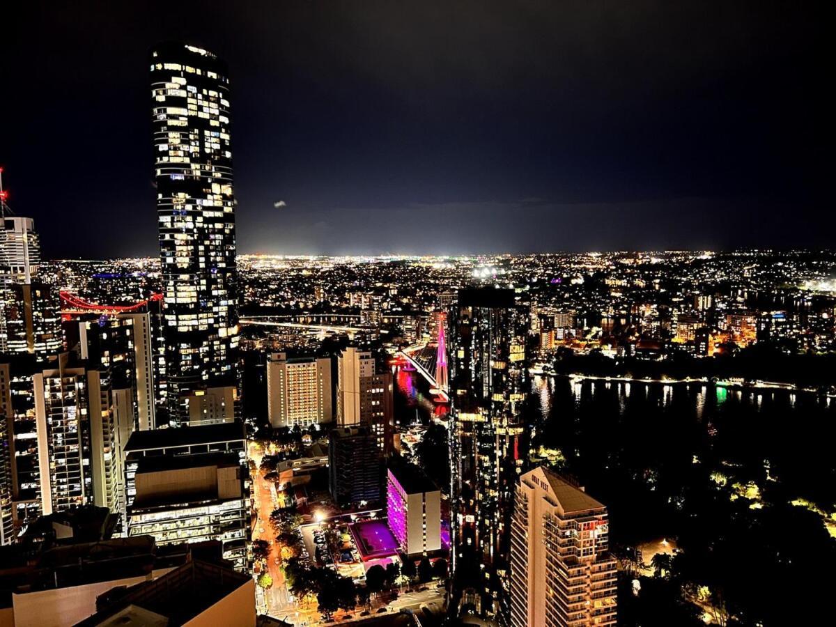 Cbd Queen Wharf With Views Pool And Gym *