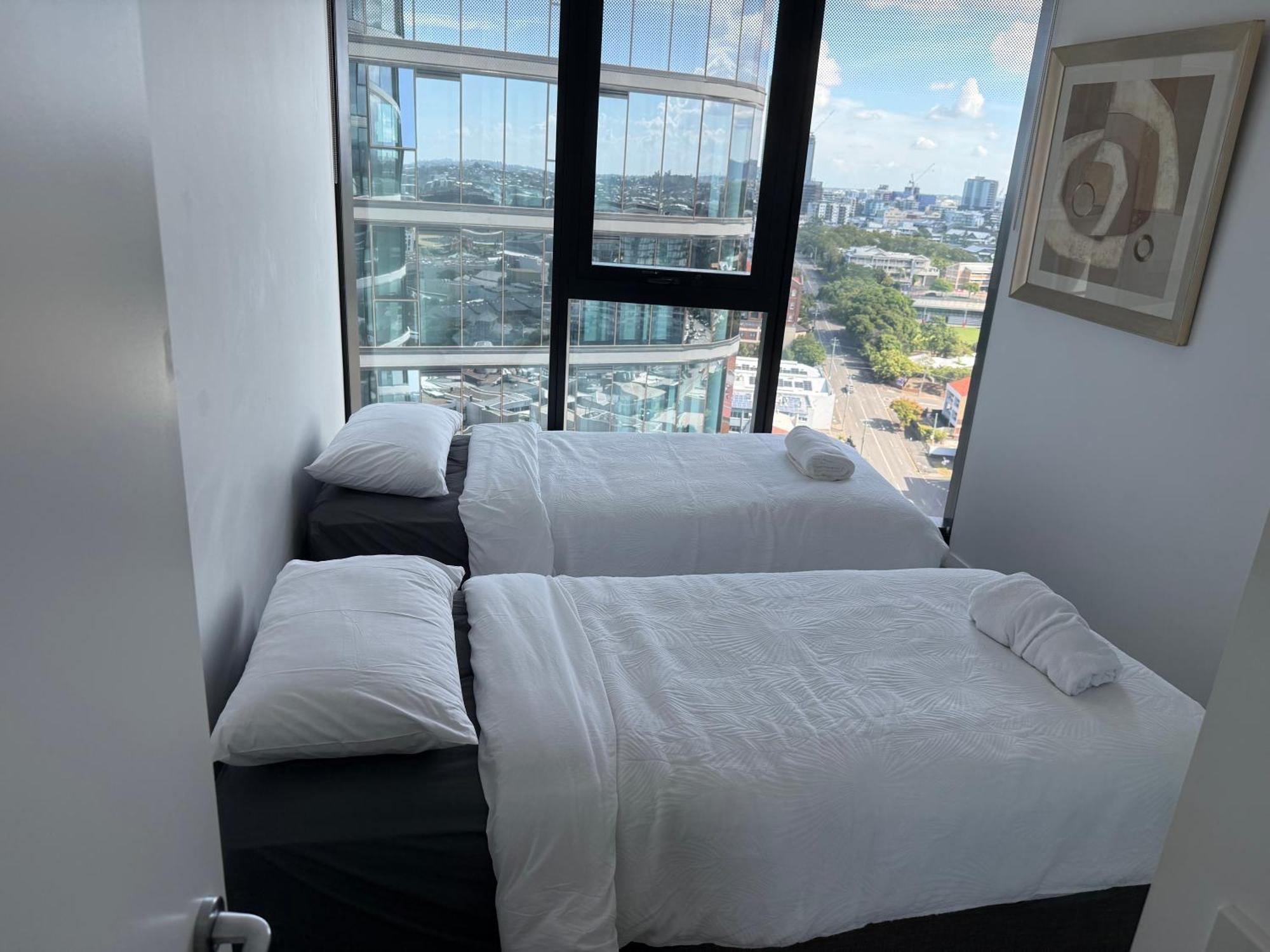 Floor Luxury By Samah Apartment *