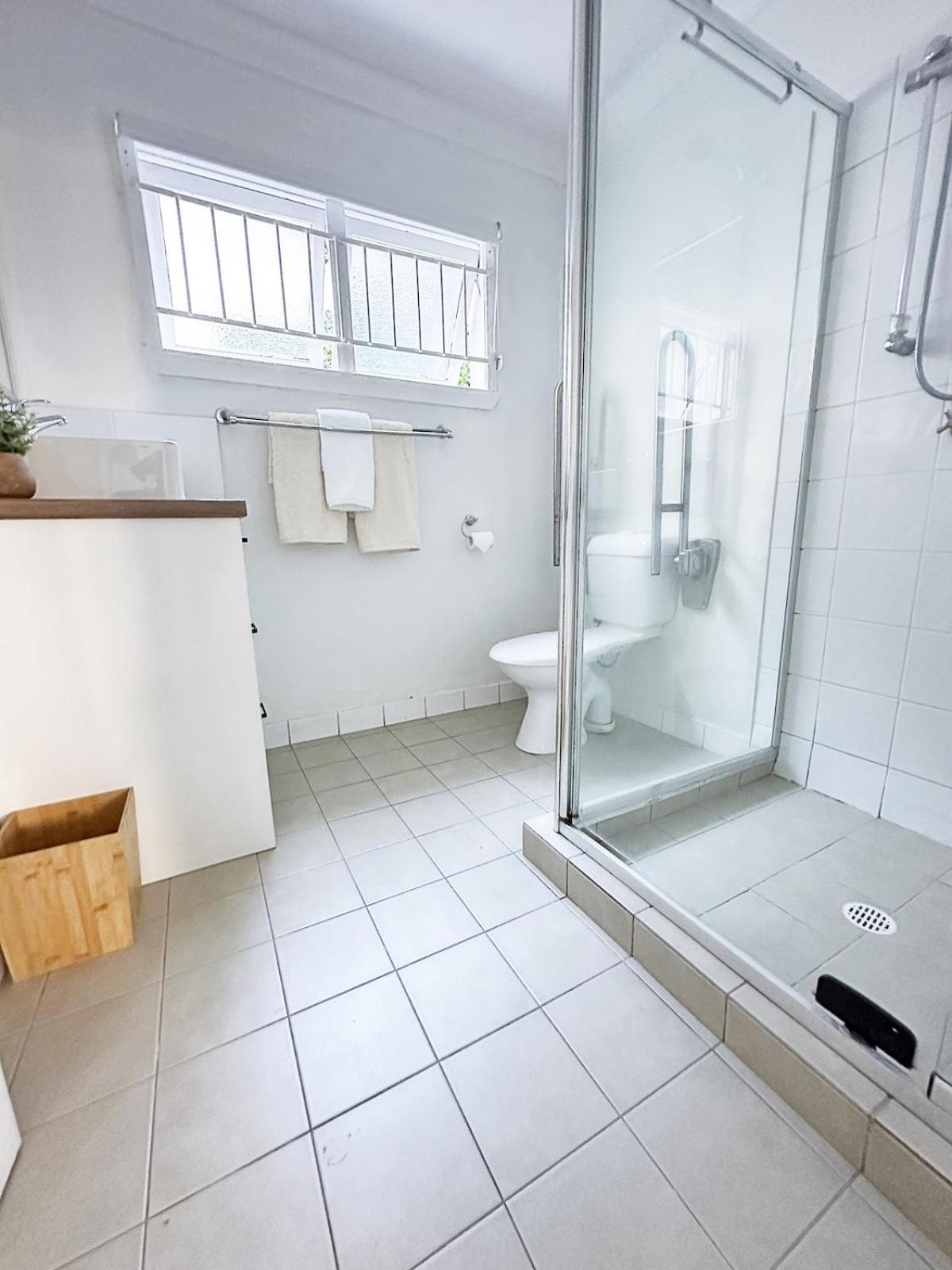 La Pague - Near Cbd - Parking - 2 Bedroom Retreat Apartment Brisbane