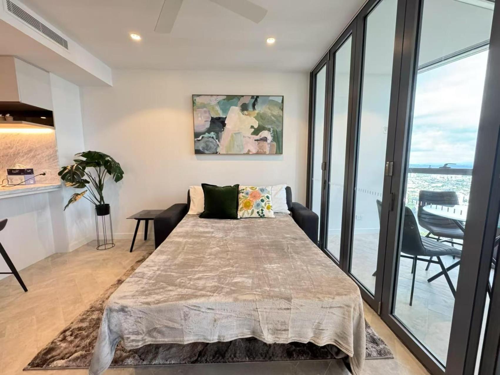 Skyrise Haven On The 50th Floor-1bdr At Queens Wharf Apartment Brisbane