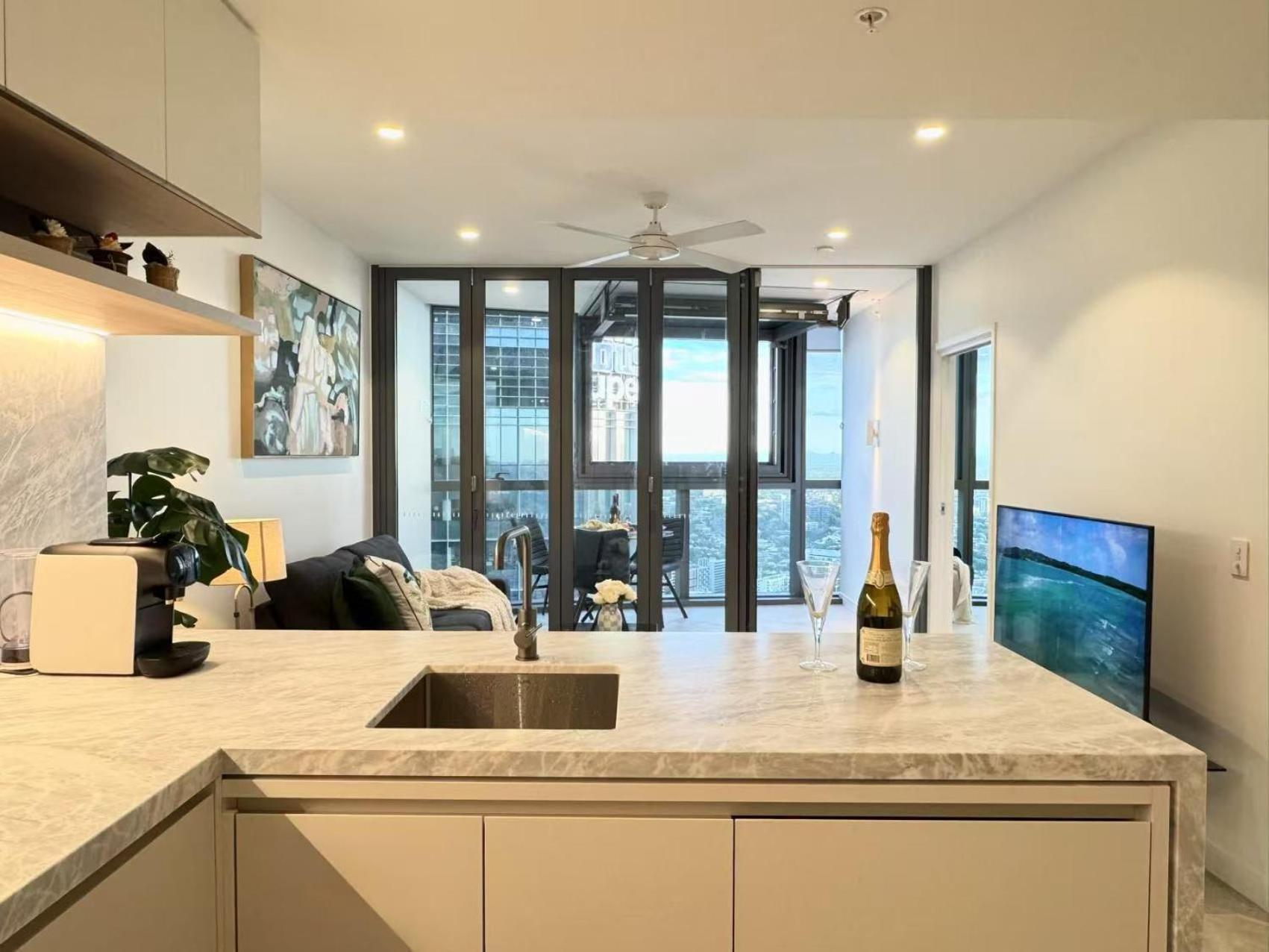 Apartment Skyrise Haven On The 50th Floor-1bdr At Queens Wharf Brisbane