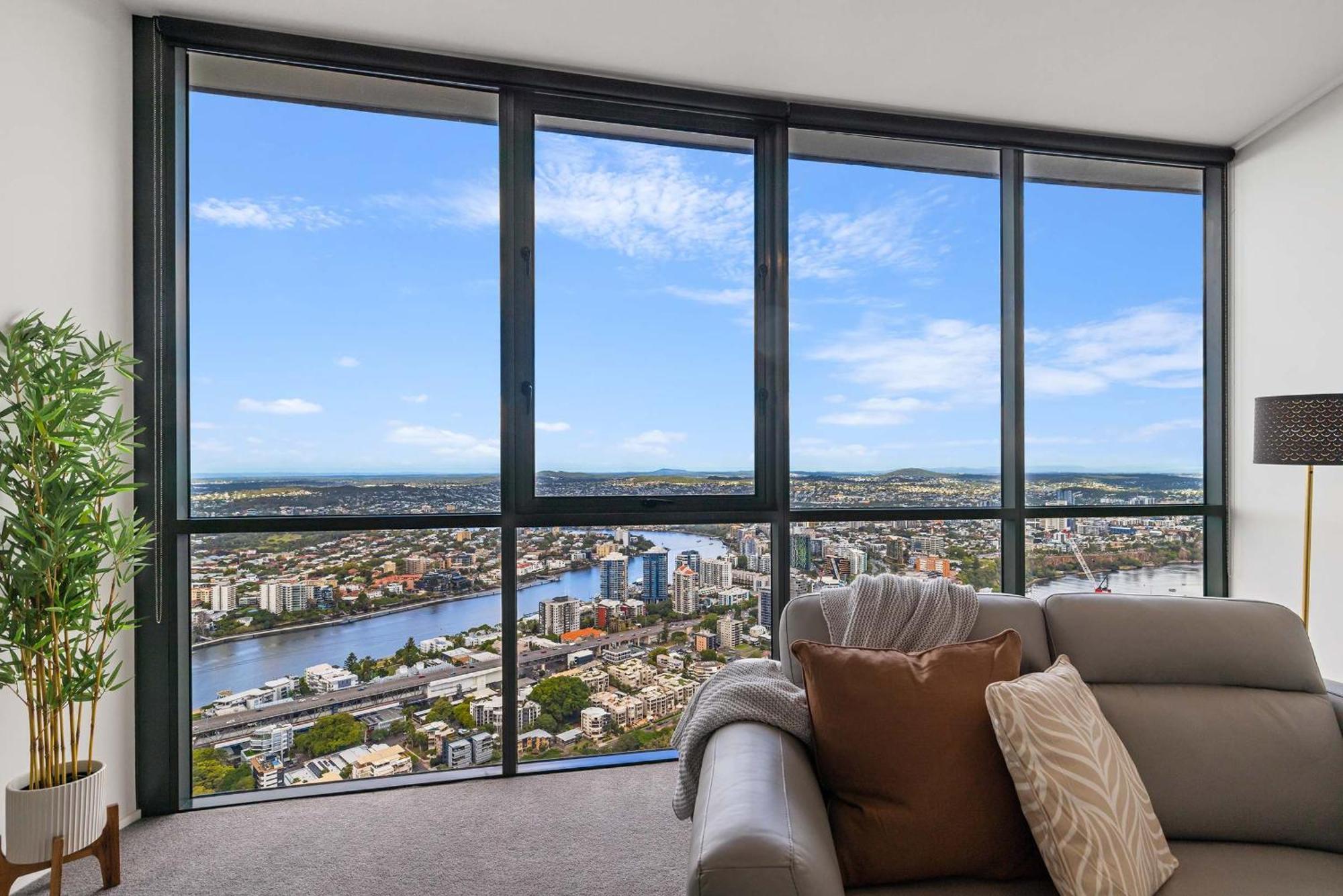 Premium 4 Bedroom Family - Apartment Brisbane