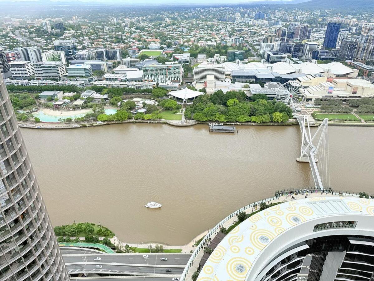 Chic 2-bed With Views & Pool At Queens Wharf Apartment Brisbane