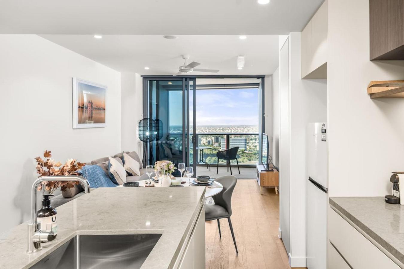 Modern 1br In The Heart Of * Brisbane
