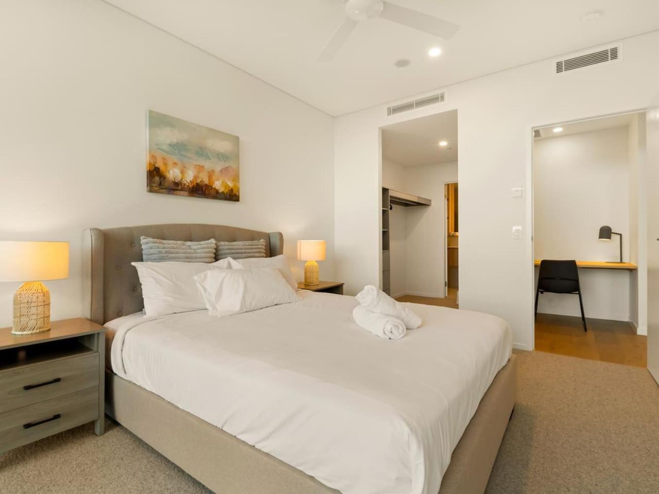 2br West End With Parking Walk To Convention Ctr Brisbane