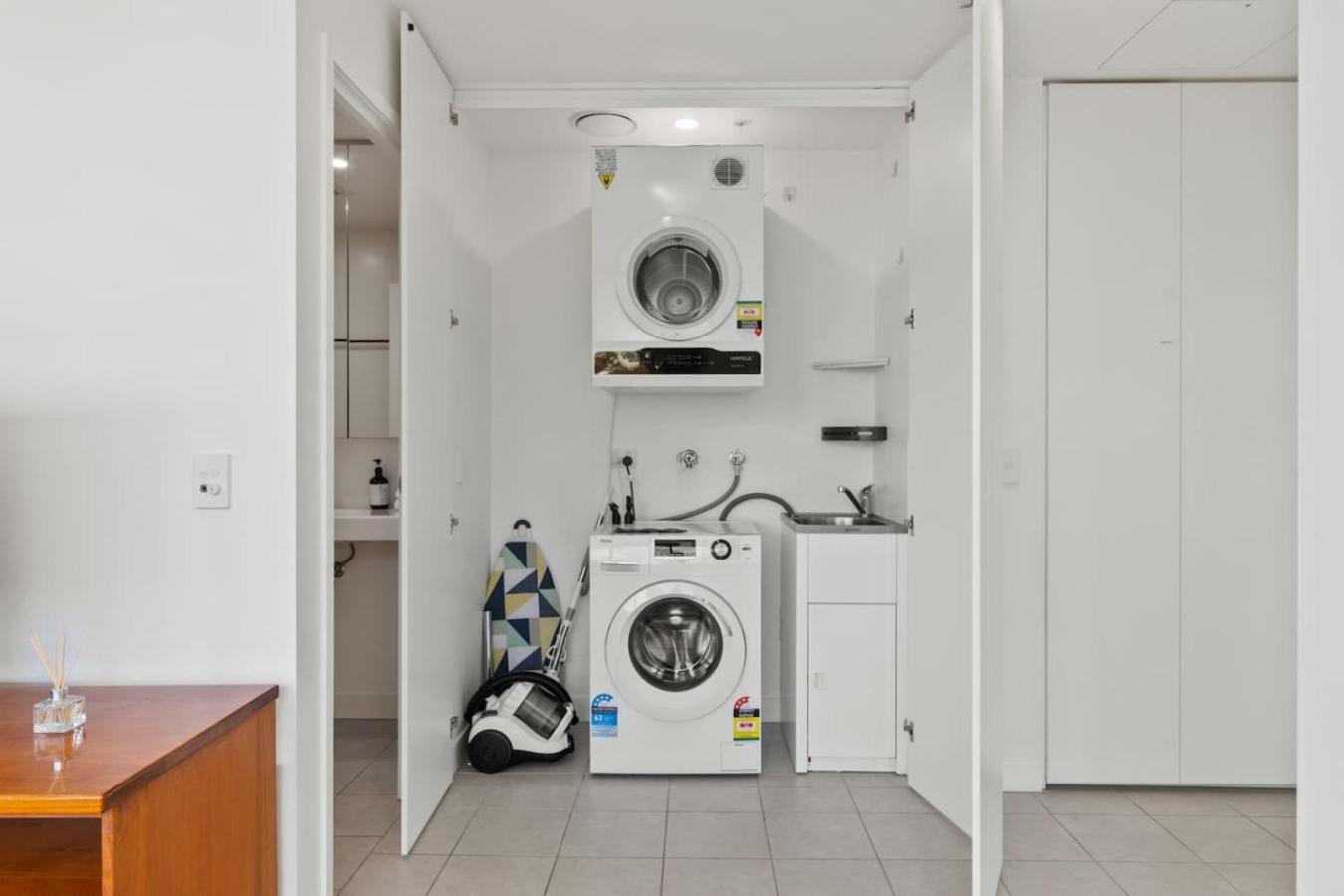Apartment Cozy 1br Retreat In Hamilton Near River And Dining