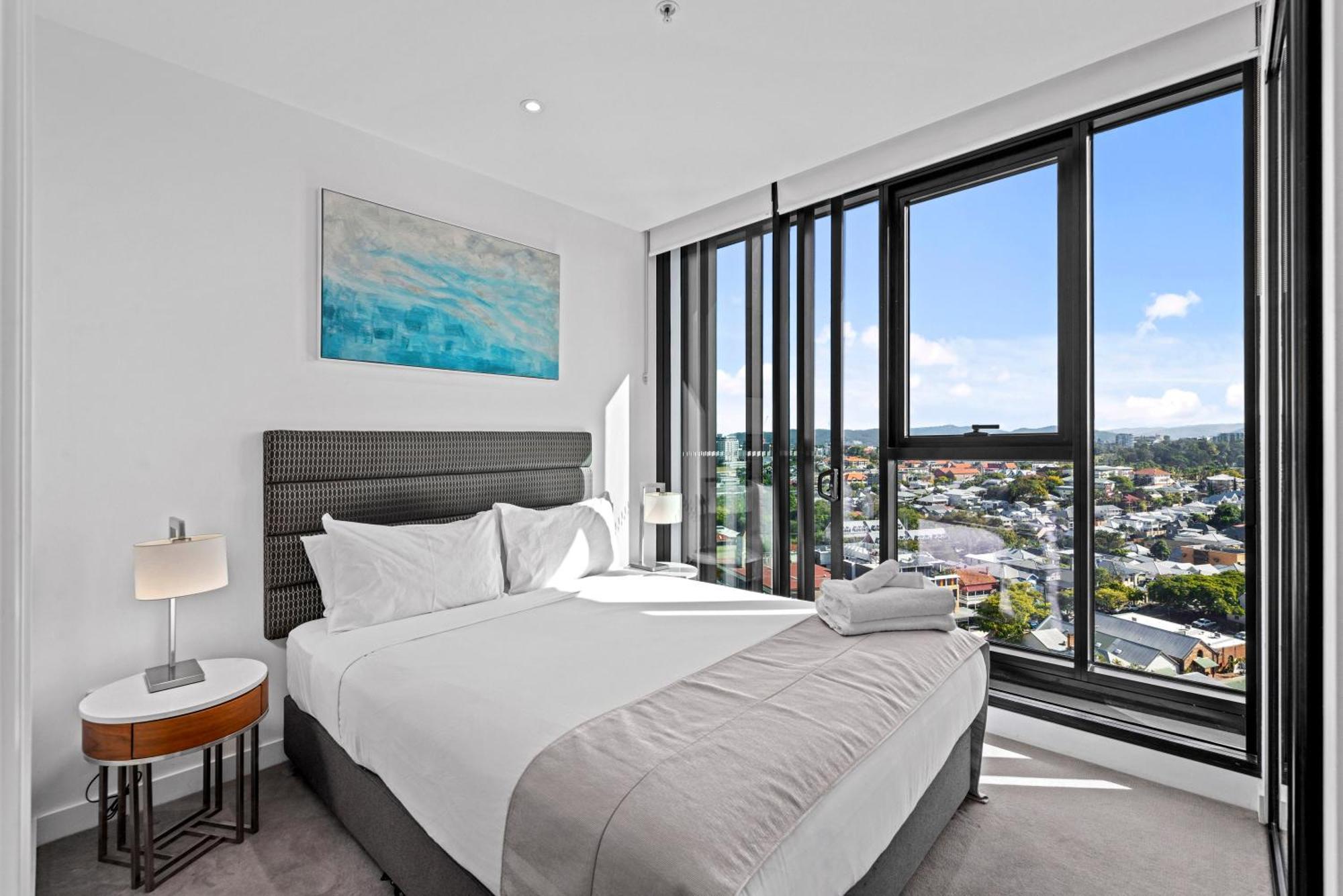 Mountain View With Infinity Pool, Gym And Car Park * Brisbane
