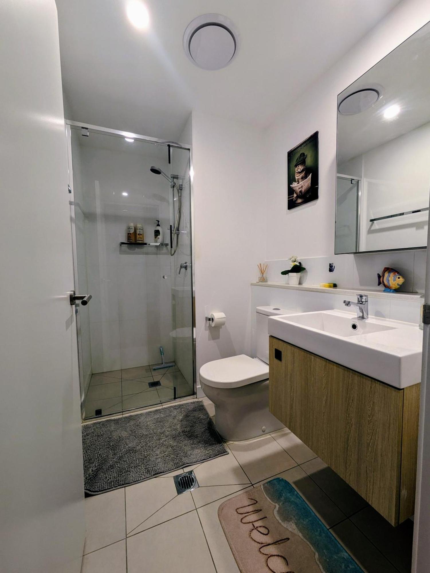 Homestay Cozy Bedroom, Private Bathroom, Stunning Views!