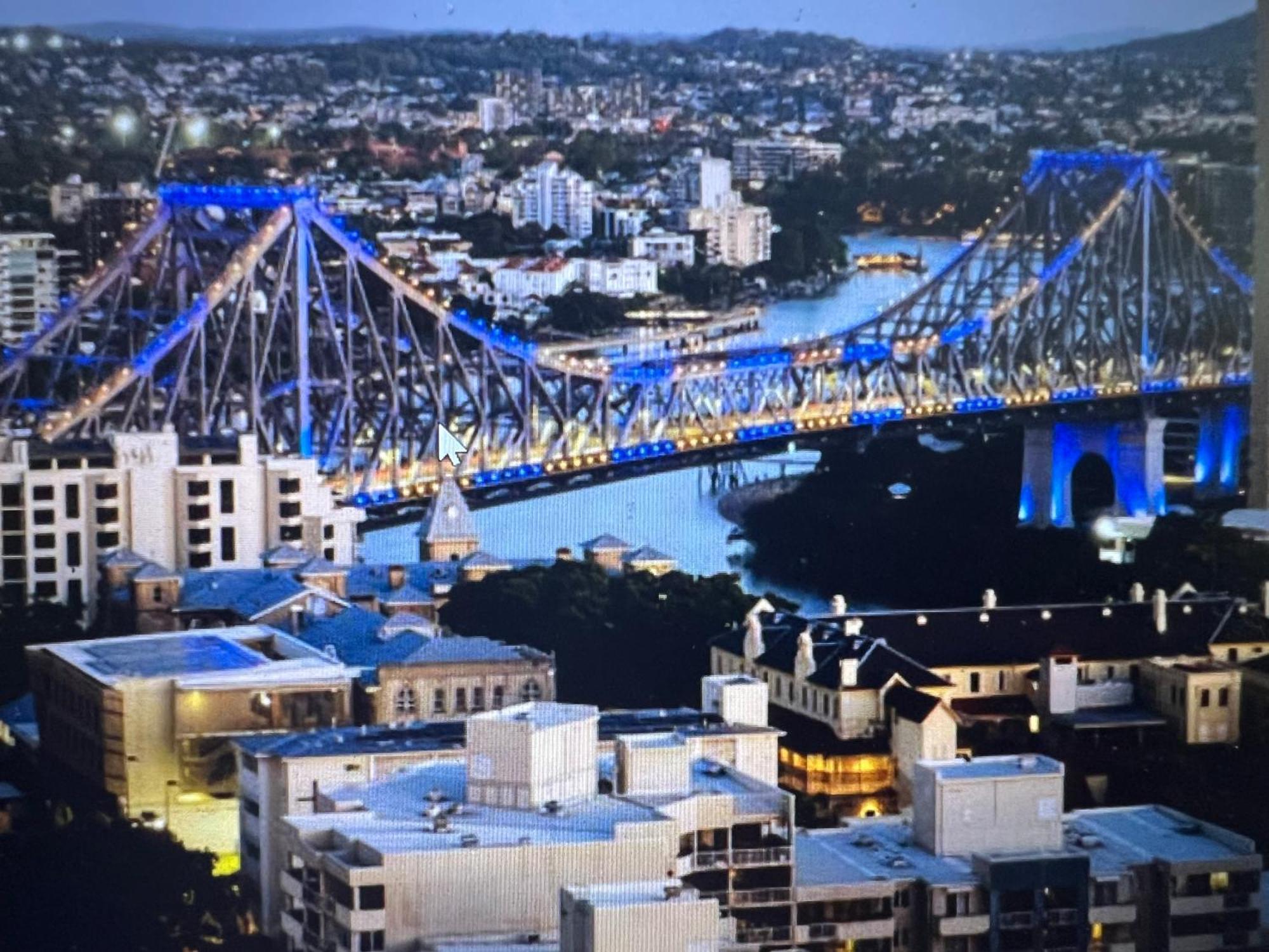 Apartment Entire Flat W Infinity Pool And 5m Walk To Valley Station *