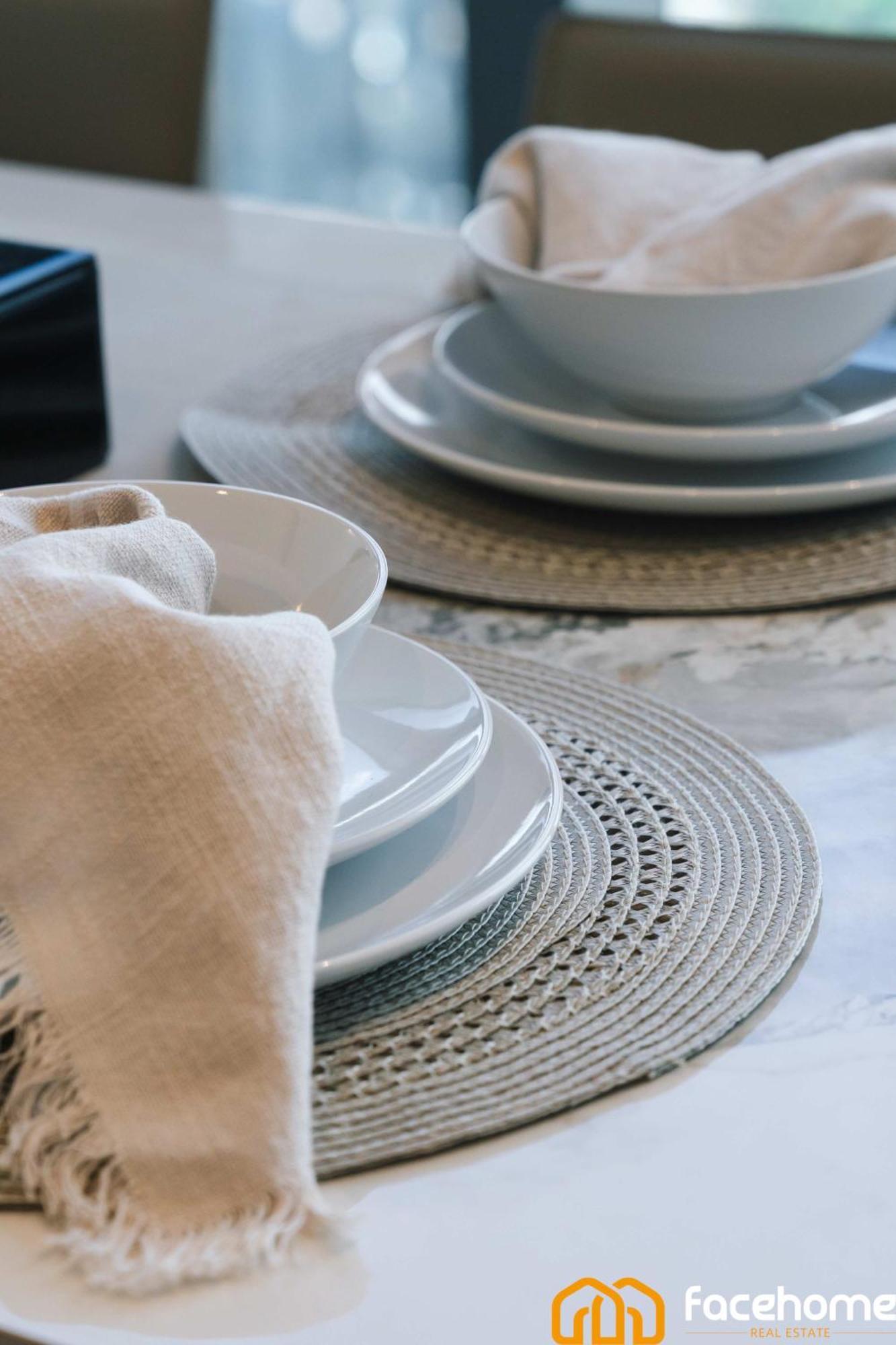 Luxury River & Access Apartment