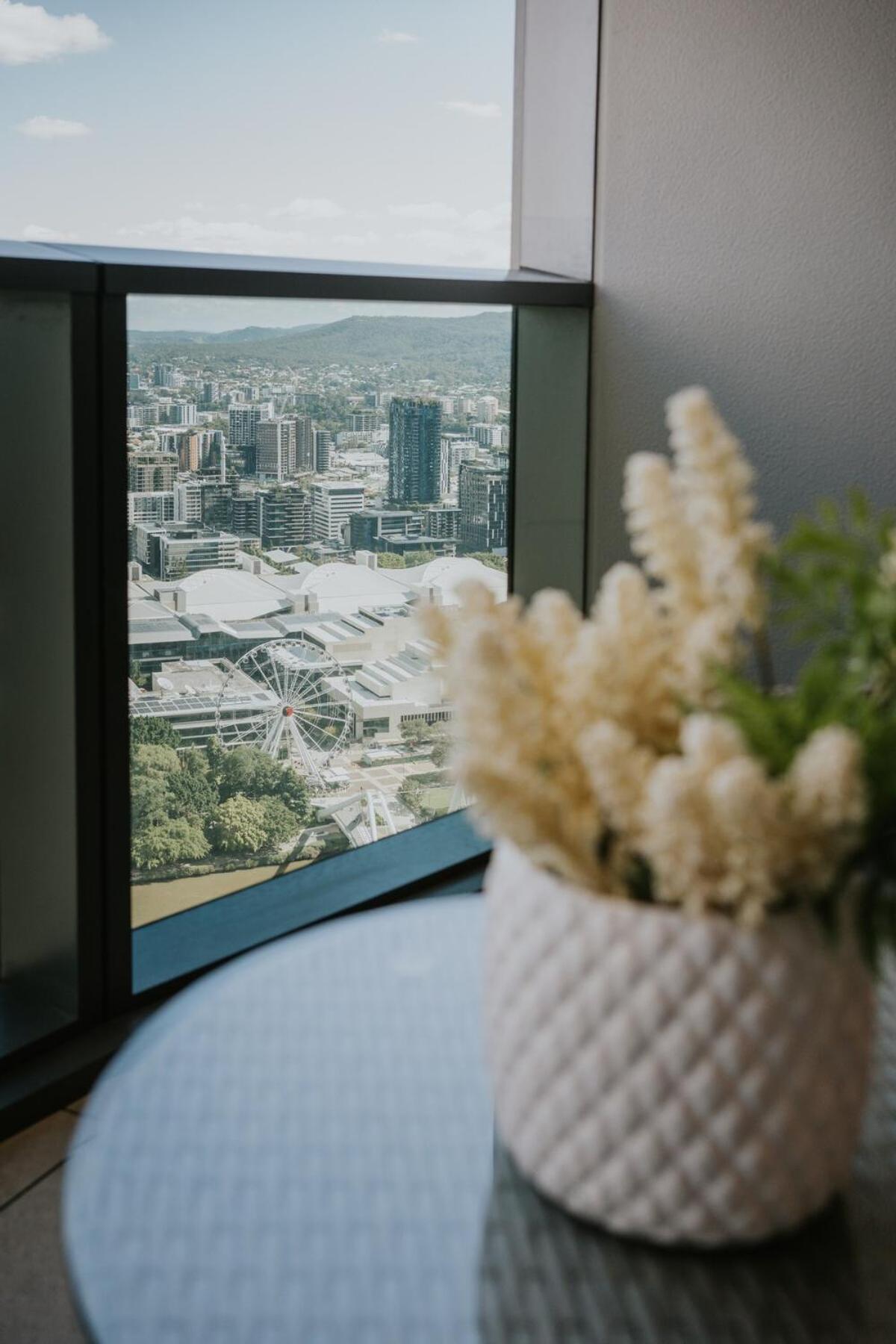 Queen's Wharf Residences - 44f Apartment Brisbane