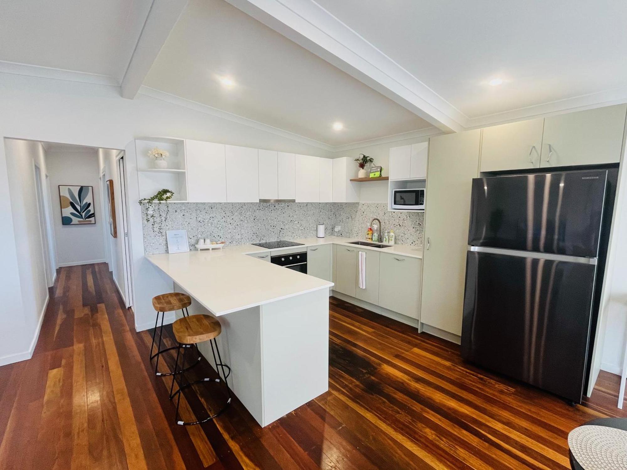Peaceful Cottage-style - Walk To Boondall Station - 12 Mins To Airport! Brisbane
