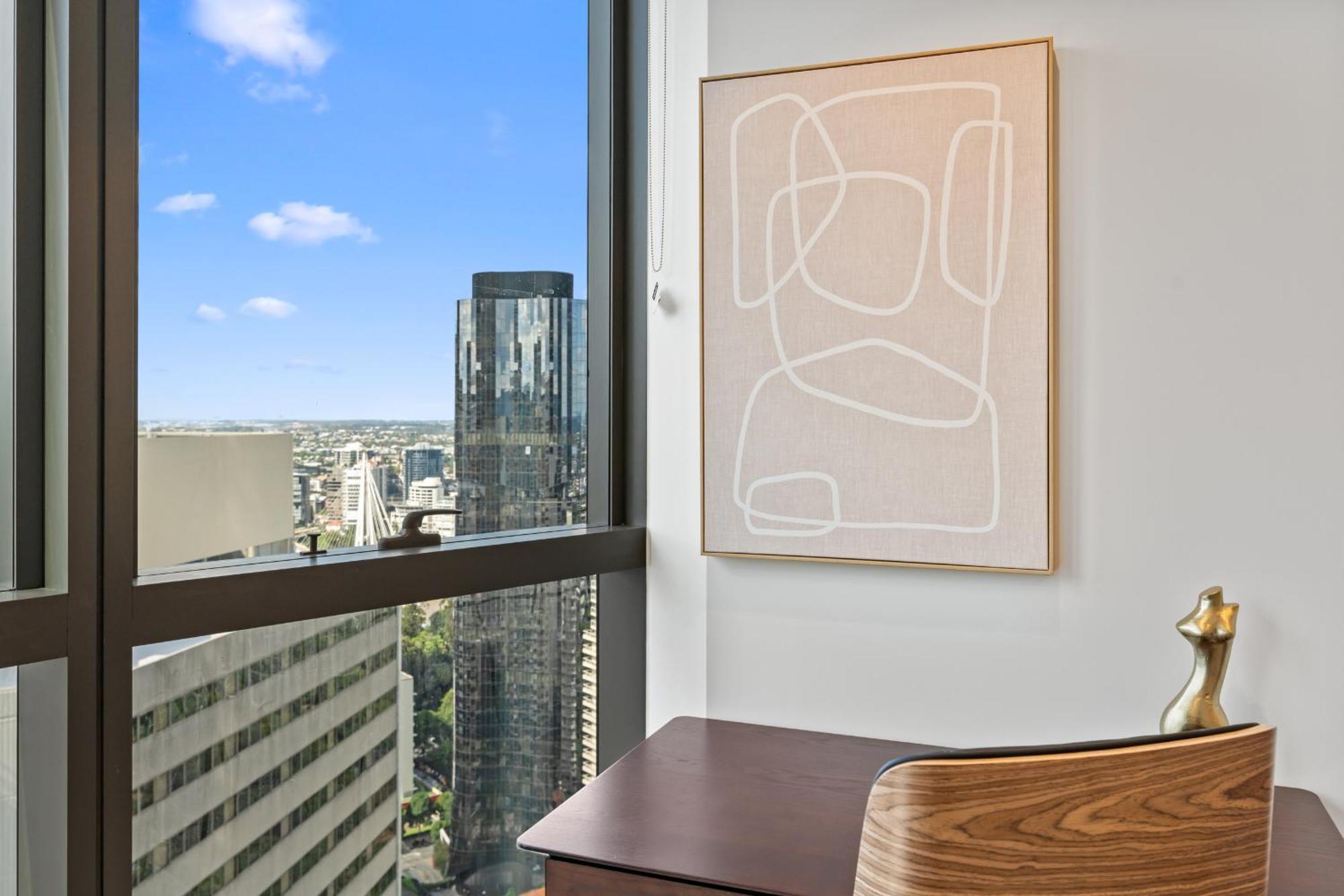 Sky Living & River Views In Queens Wharf Residences Apartment