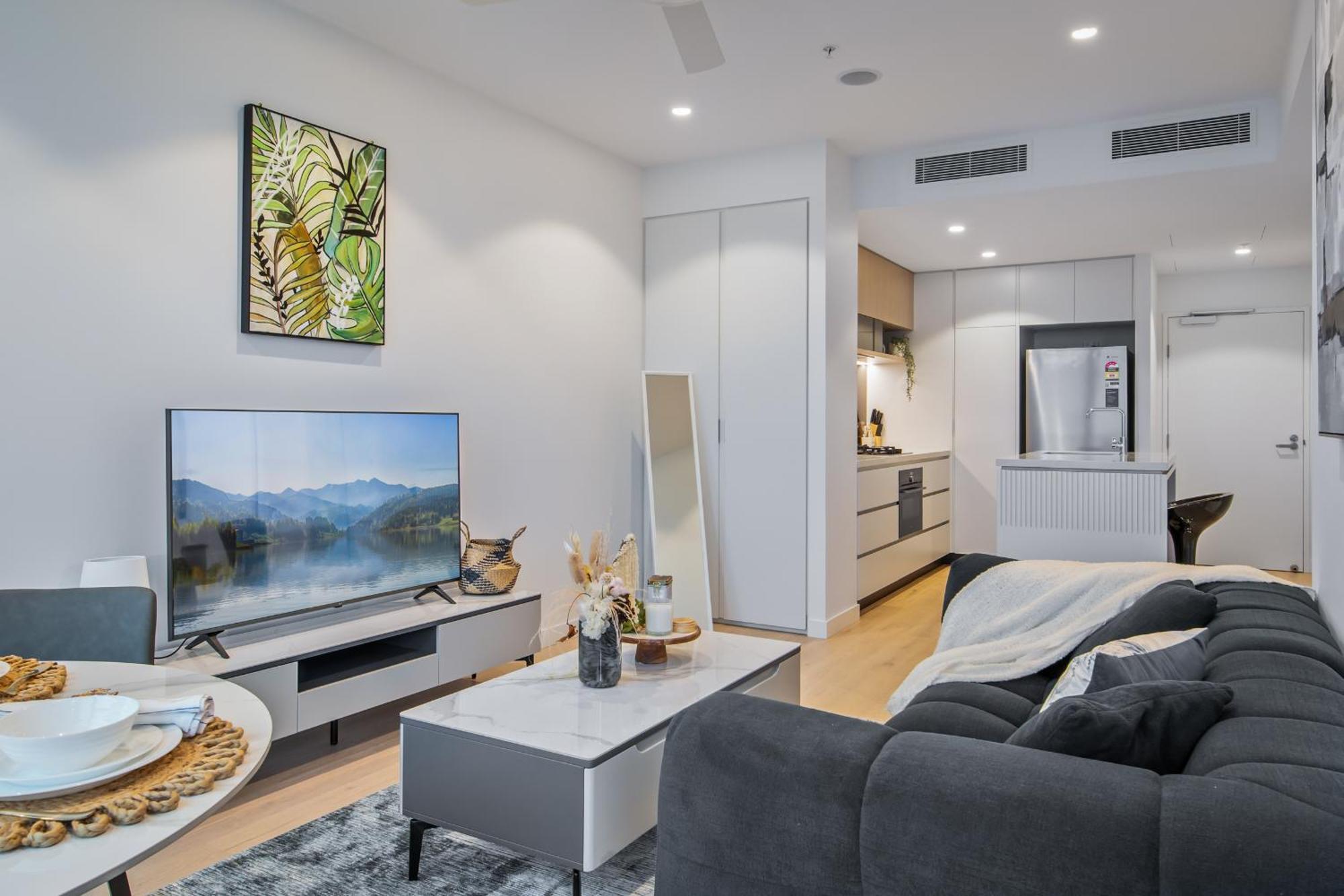 Sky Living & River Views In Queens Wharf Residences