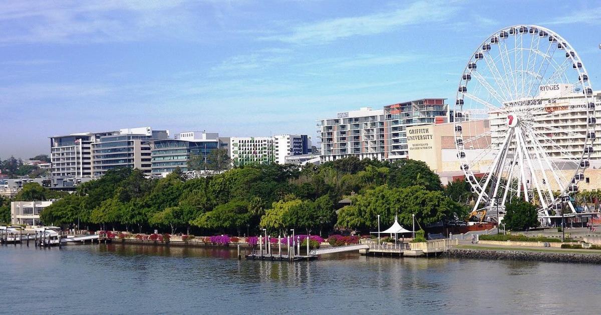 Kozyguru | Cbd | 1 Bed | Spire * Brisbane