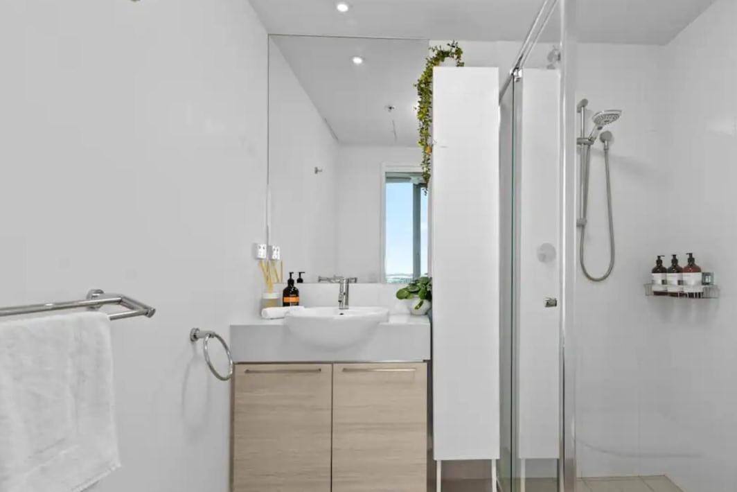 Sky High Hamilton Apartment Brisbane