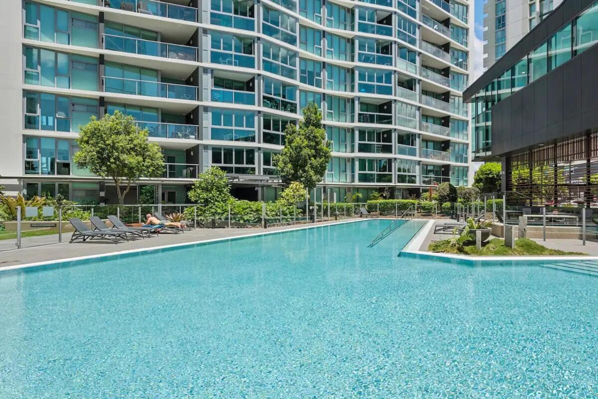 Sky High Hamilton Apartment Brisbane
