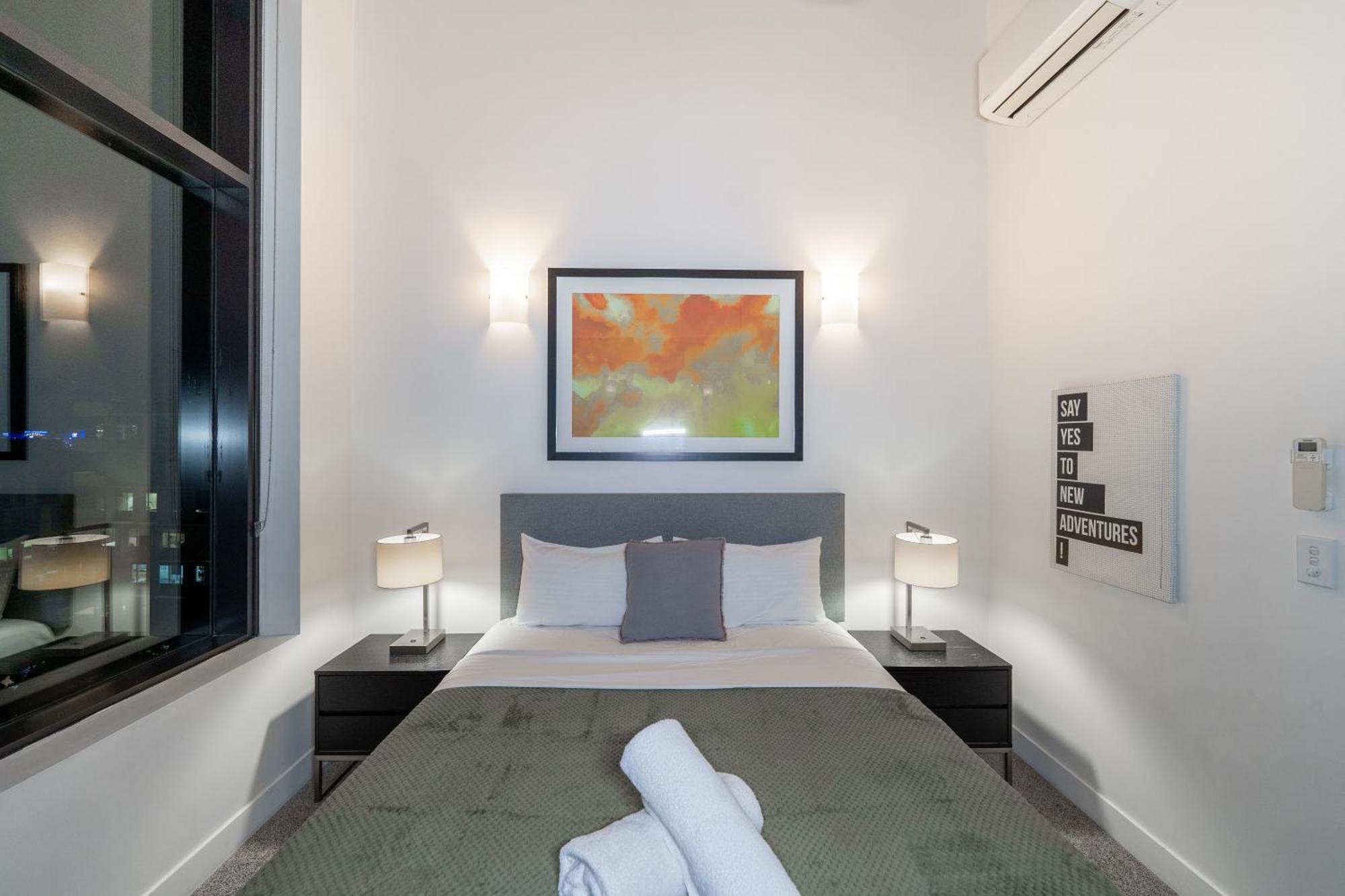 Apartment Modern 2br 2ba With Parking In South