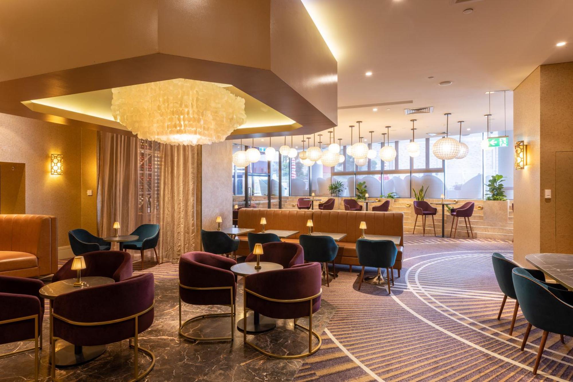 Rydges South Bank Hotel 4*