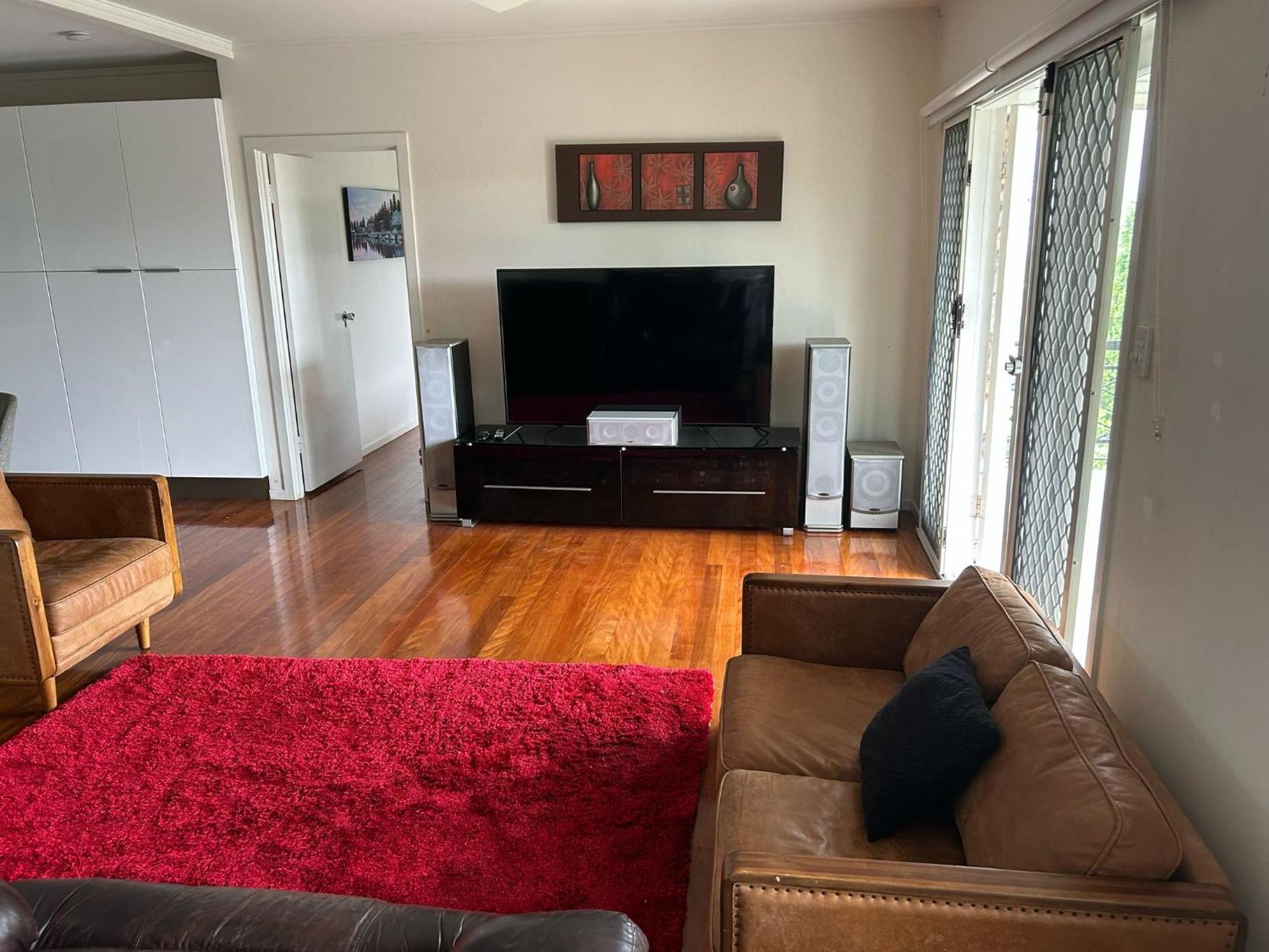 Hill 2-bedroom With Charming View * Brisbane