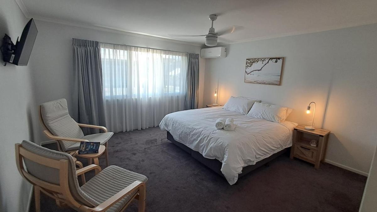 Wynnum Creek Retreat Villa *