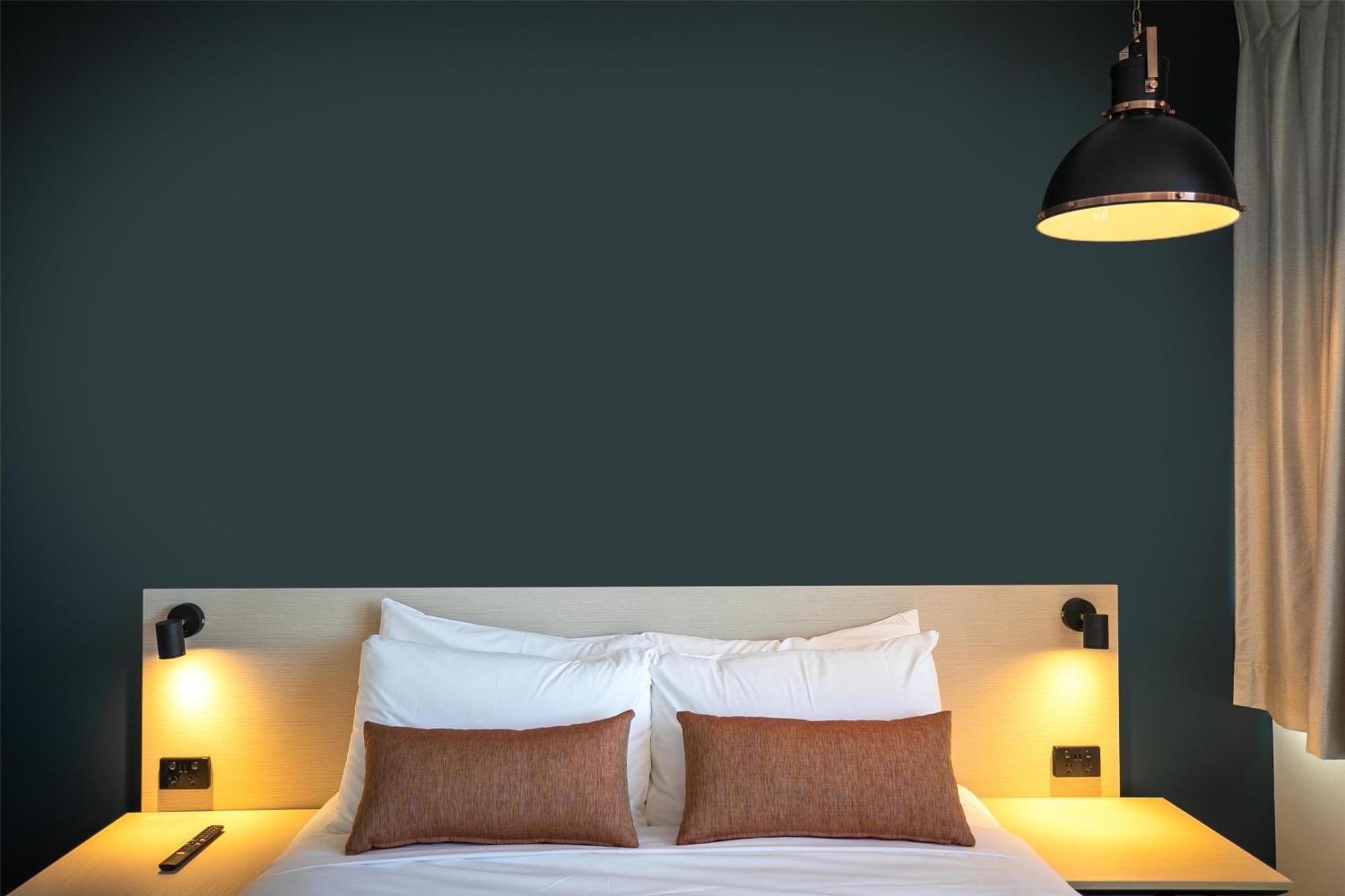 Hotel Nightcap At Chardons Corner 3*