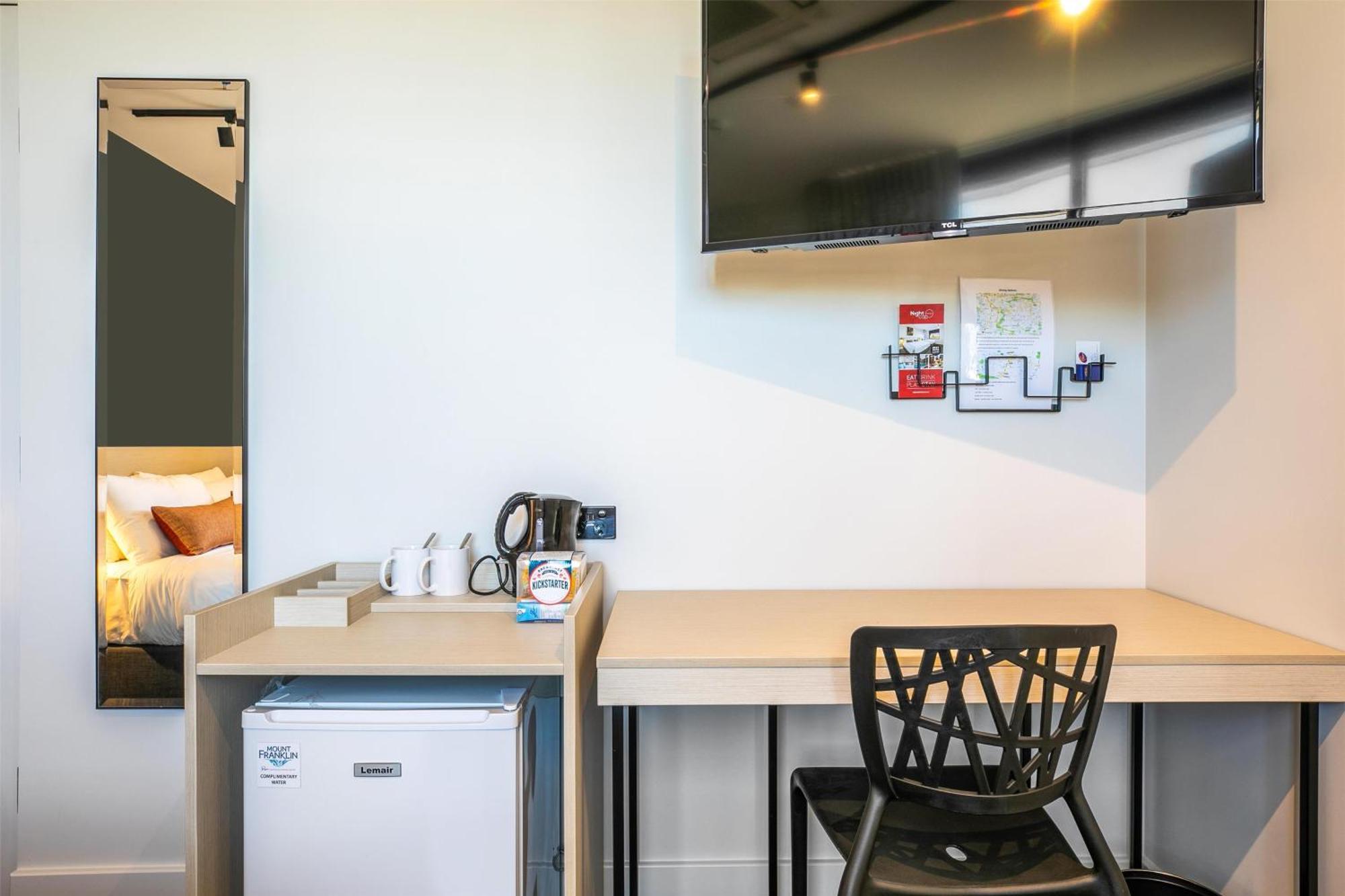 Hotel Nightcap At Chardons Corner