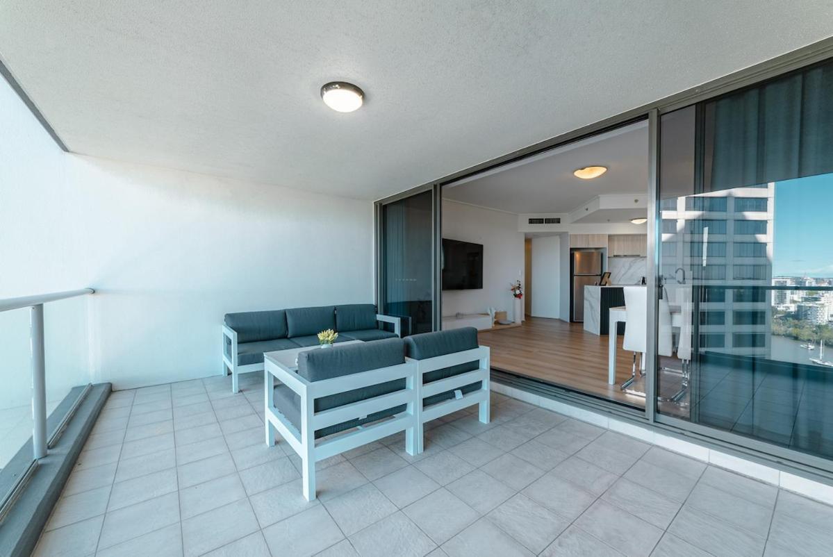 Apartment Lux 18th Floor 2br 2bath, River View, Pool, Spa, Sauna, Gym, Wifi, *