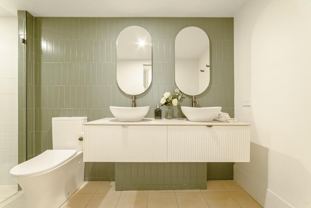 Lux 18th Floor 2br 2bath, River View, Pool, Spa, Sauna, Gym, Wifi, Brisbane