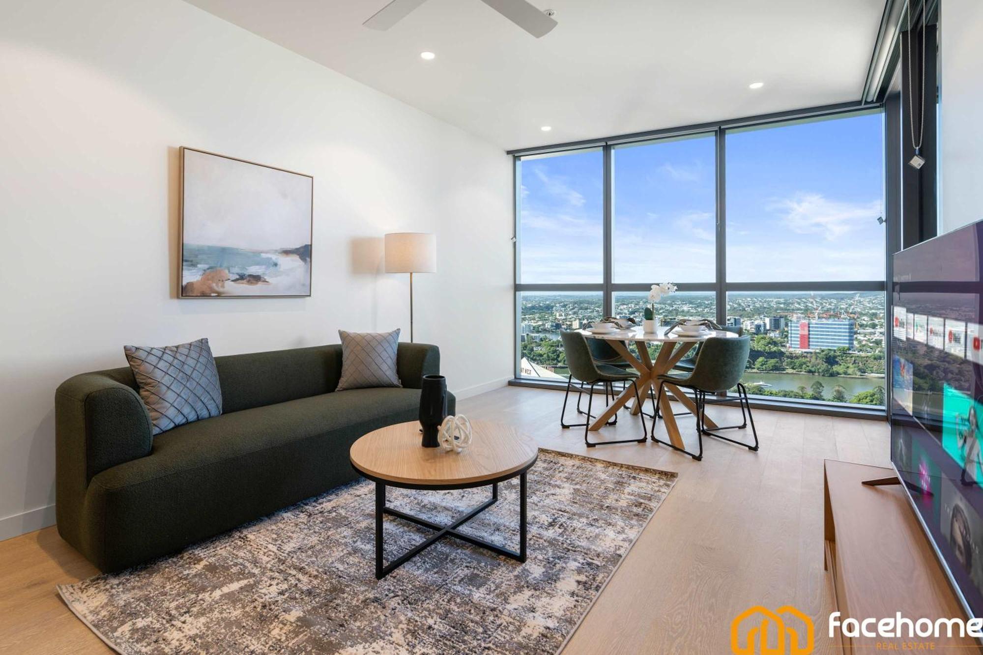 Elevated Luxury At Qwr & River Views Apartment Brisbane