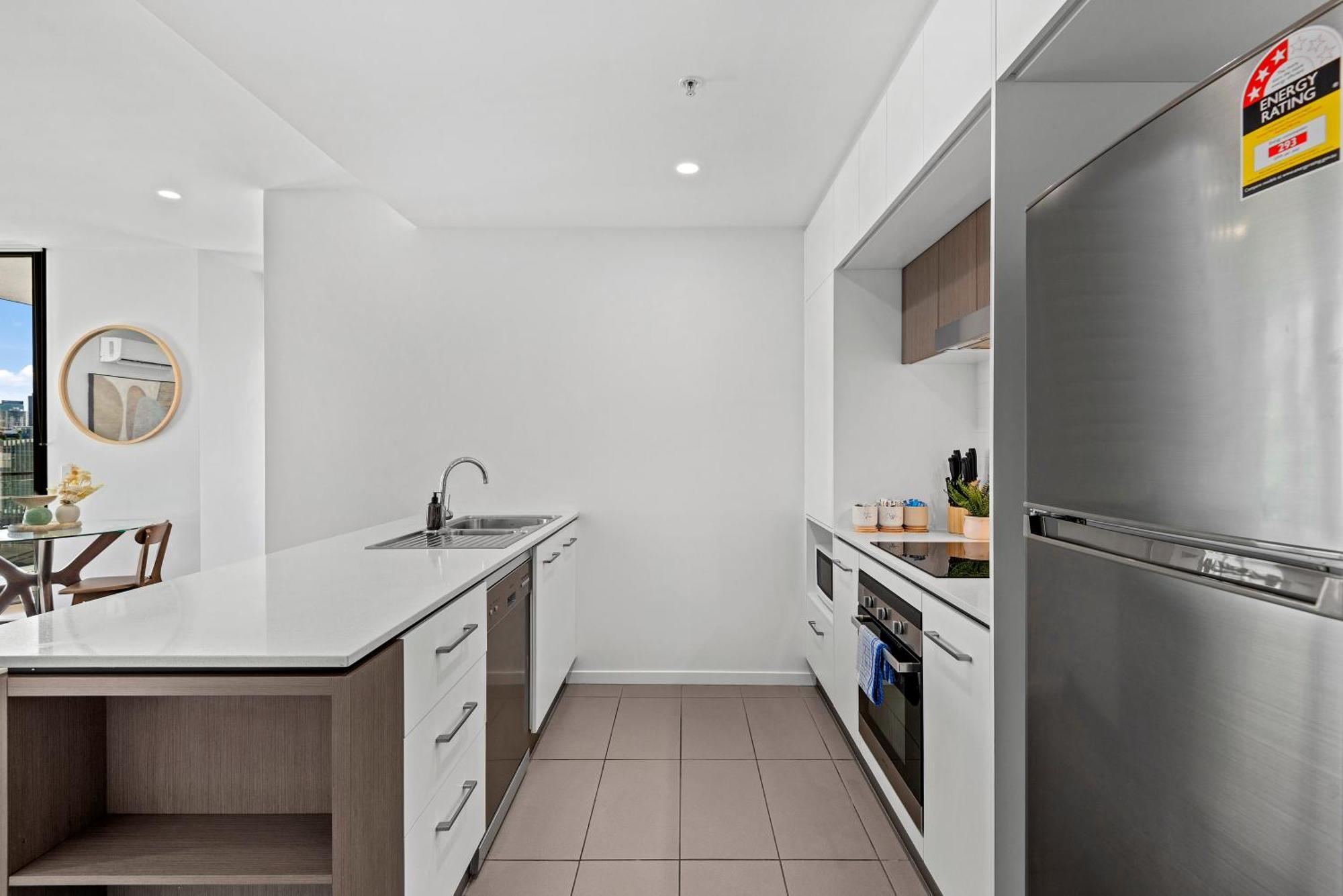 Spacious With Stunning Views And Car Park! Apartment