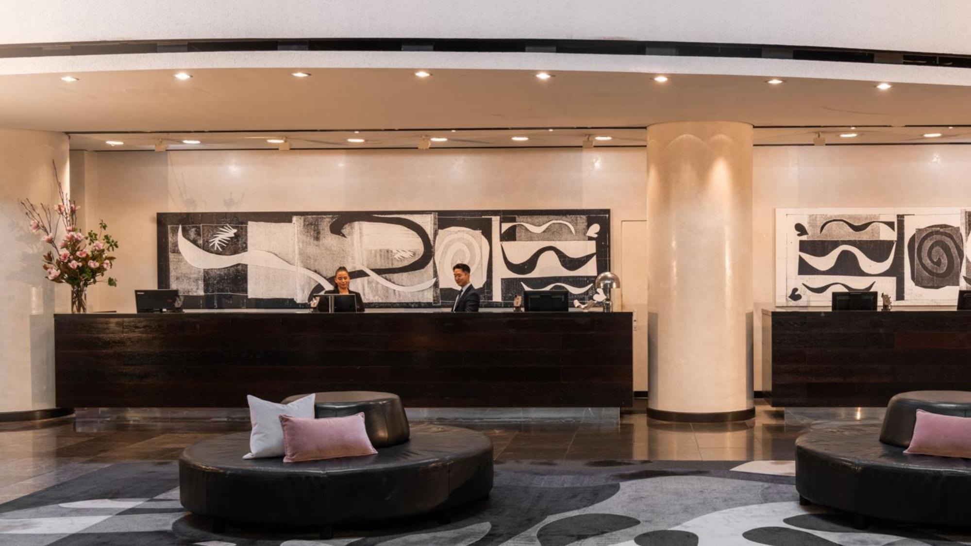 Intercontinental By Ihg Hotel