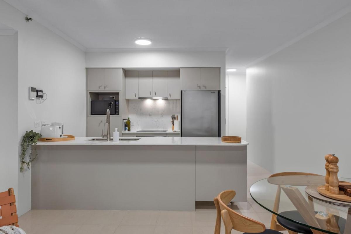 Skyline Stunner 3bed-2bath-1car-views - Cbd Brisbane