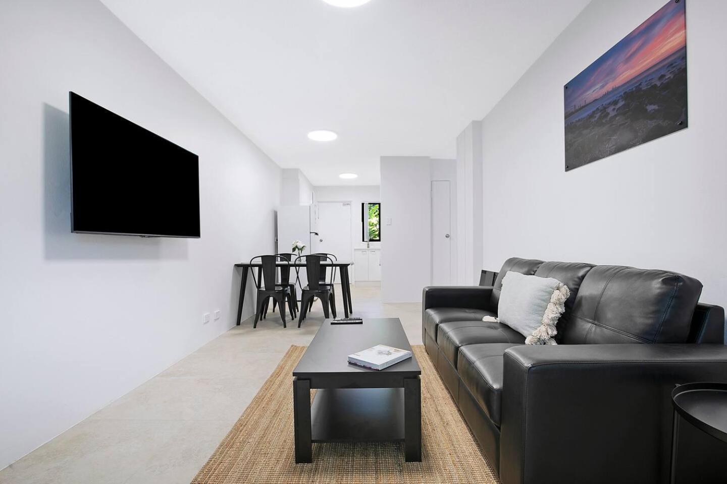 Leafy Hideout - Quiet Comfort Near Riverfront And Cbd Brisbane