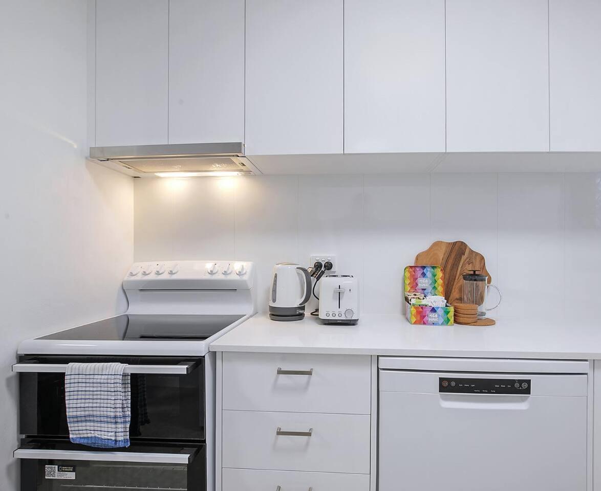 Leafy Corner - Simple Near River And Cbd * Brisbane