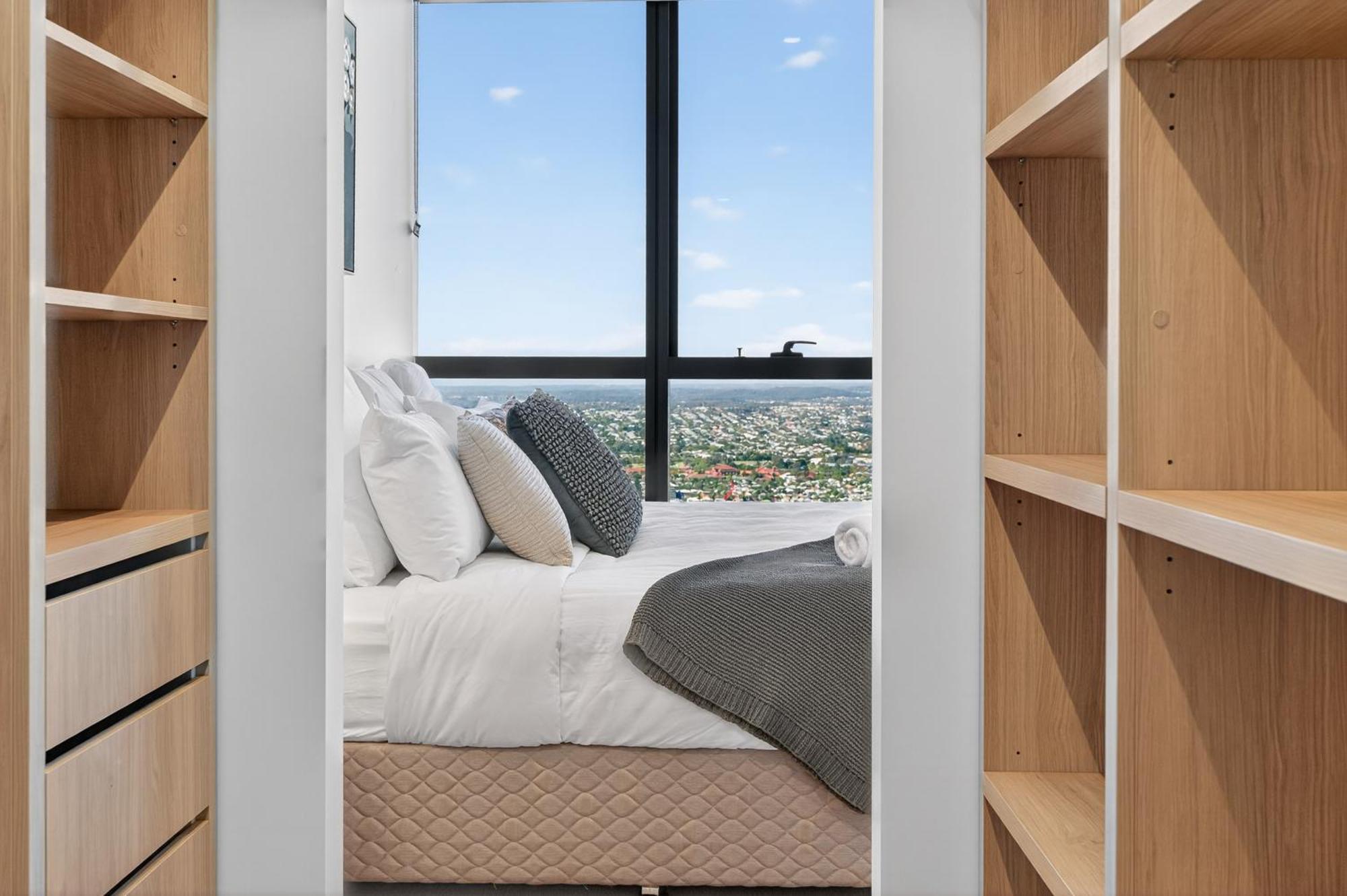 Sky High Zen At Queens Wharf Level 59 Apartment *