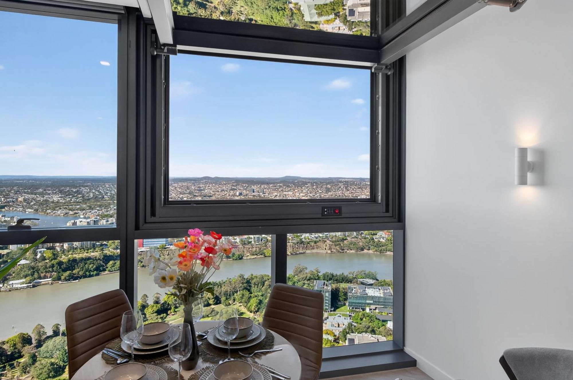 Apartment Sky High Zen At Queens Wharf Level 59 Brisbane