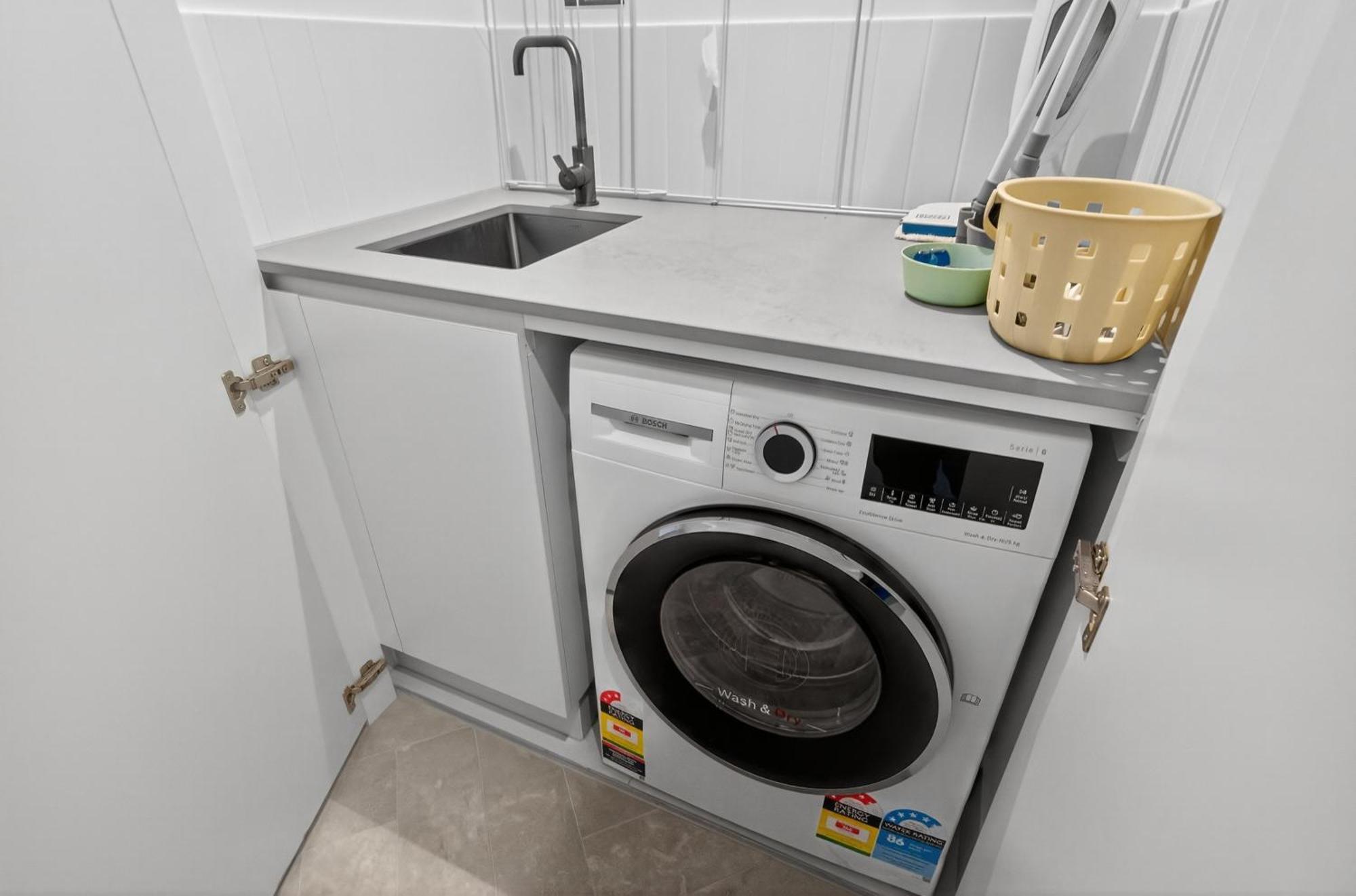 Apartment Sky High Zen At Queens Wharf Level 59 Brisbane