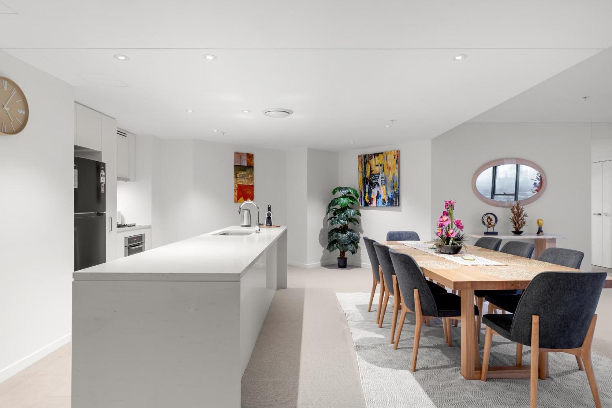 Huge 3bed 3bath Skyhigh View