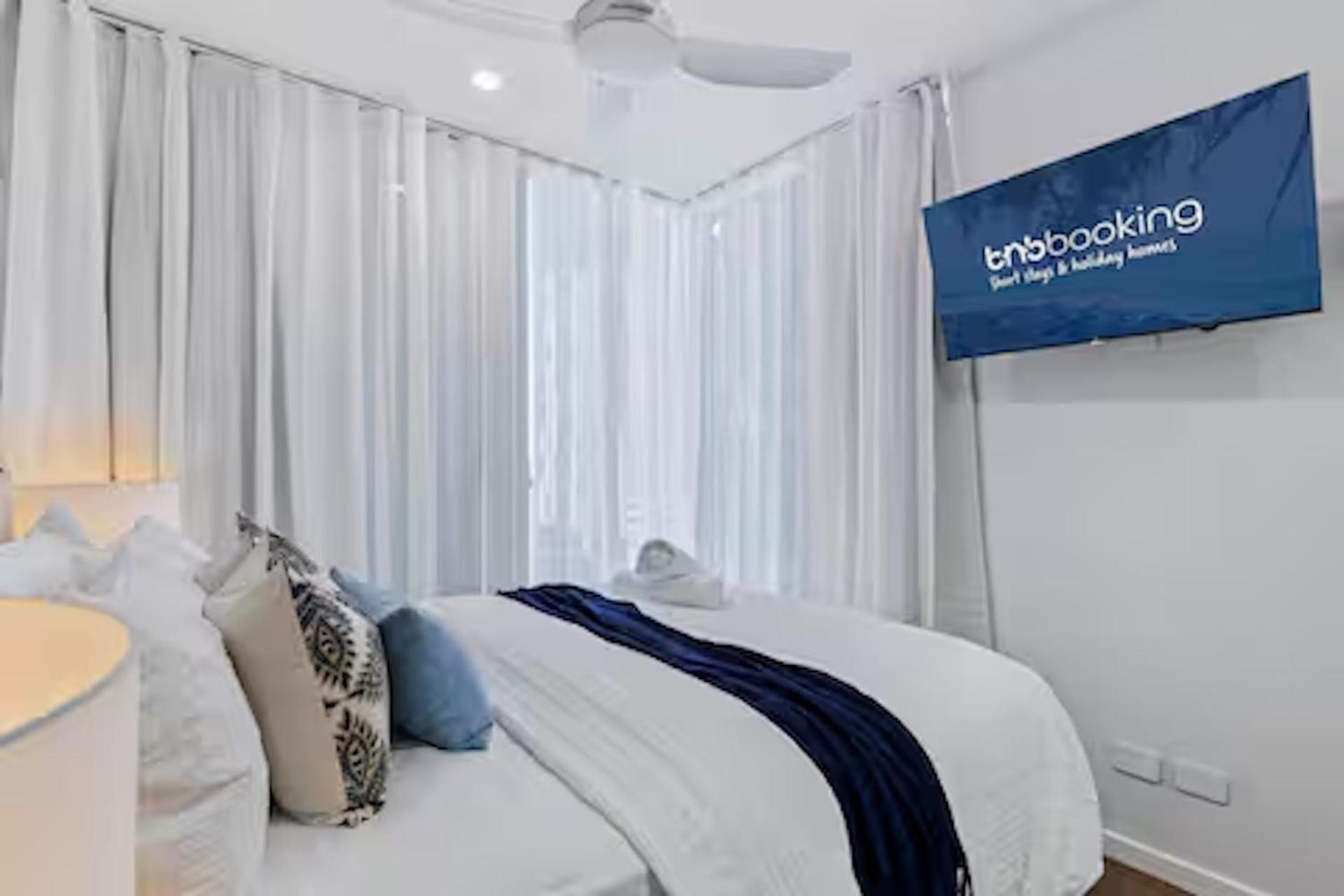 Apartment Elevate - Views, Pool, Sauna & Gym