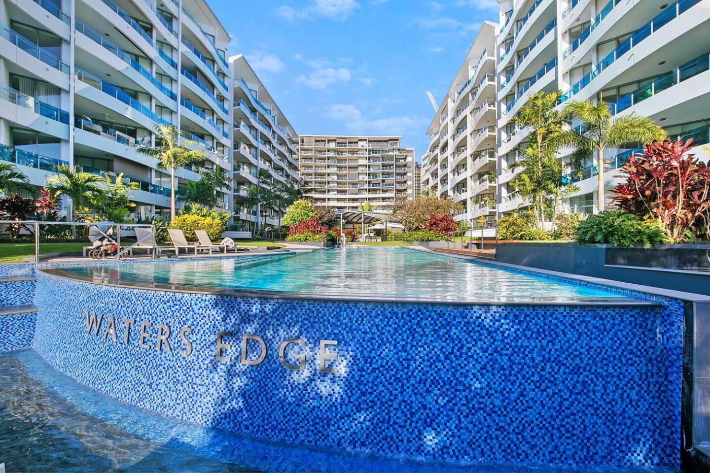 Apartment 'The Riveredge' Chic Resort-Style Luxury Near Cbd