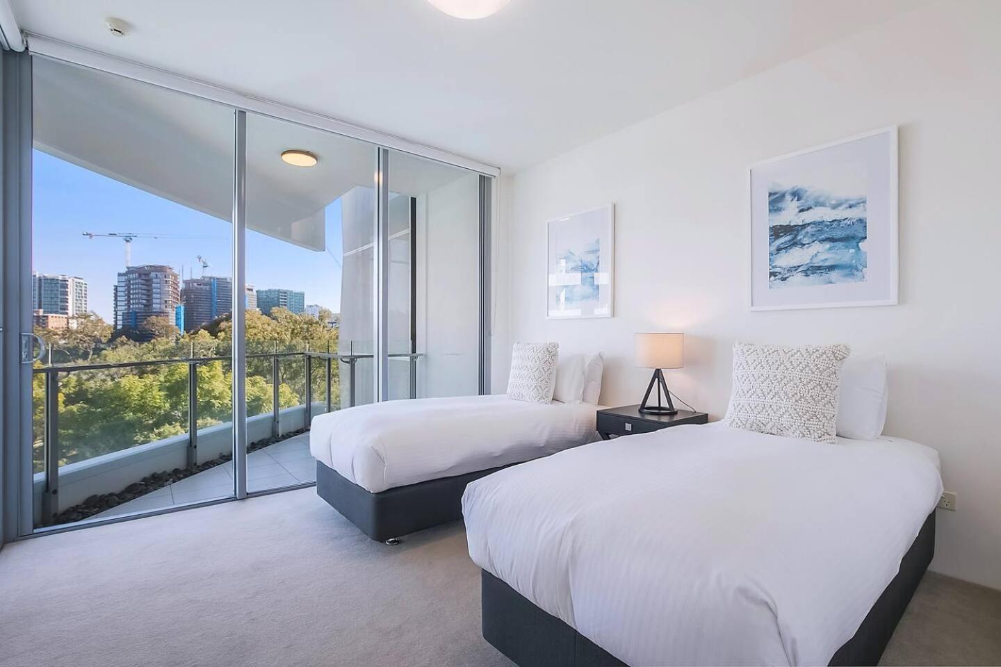 'The Riveredge' Chic Resort-Style Luxury Near Cbd Brisbane