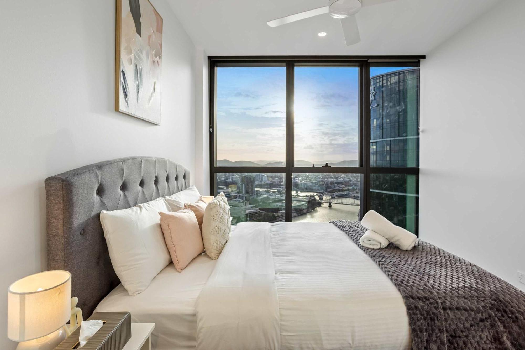 Iconic Views - Queen's Wharf 1br - Casino & South Bank Apartment