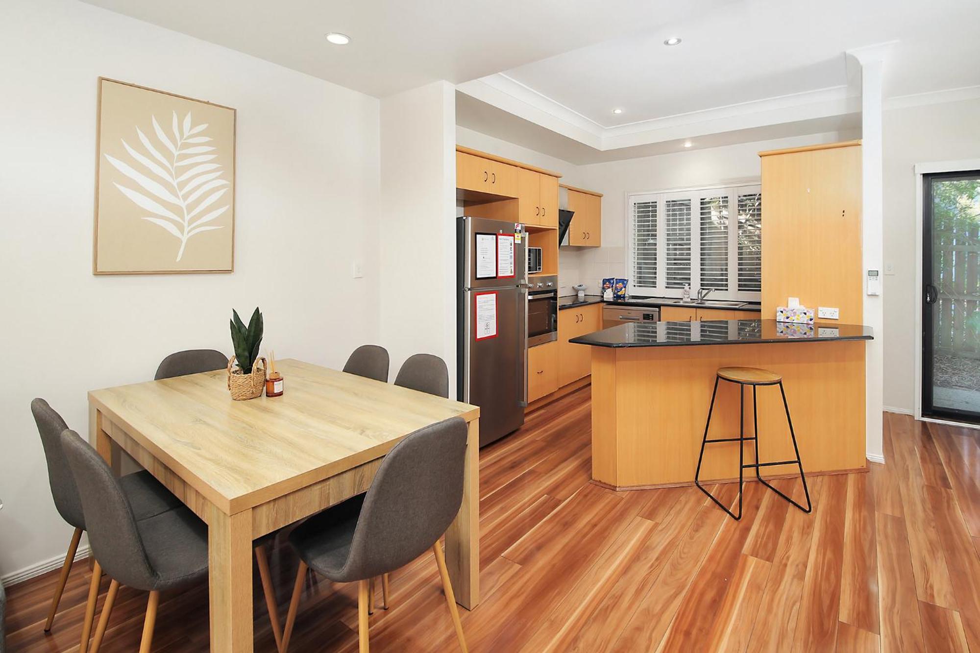 Villa Sunny St Lucia With 5 Beds & Free Parking