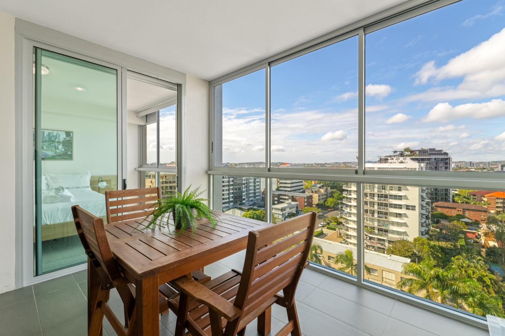 Kangaroo Point 2-bed Flat With Gym & Pool Brisbane