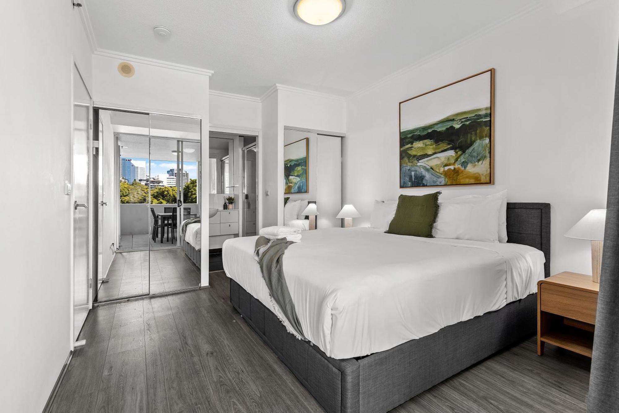 Apartment Stylish 3br - Huge Park On Doorstep - 5 Min To Cbd