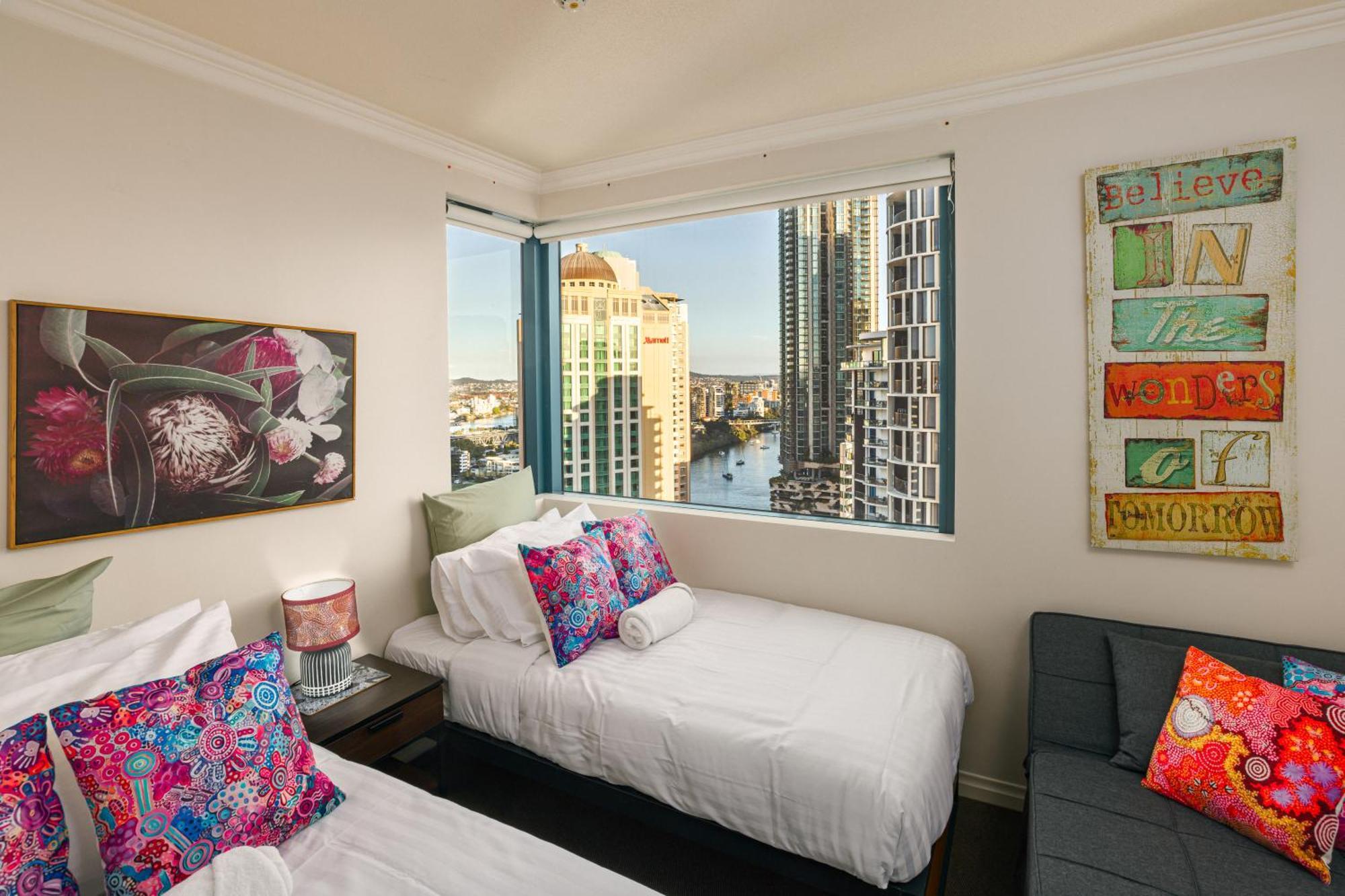 Indigescapes River Views Sleeps 6 Includes Carpark * Brisbane