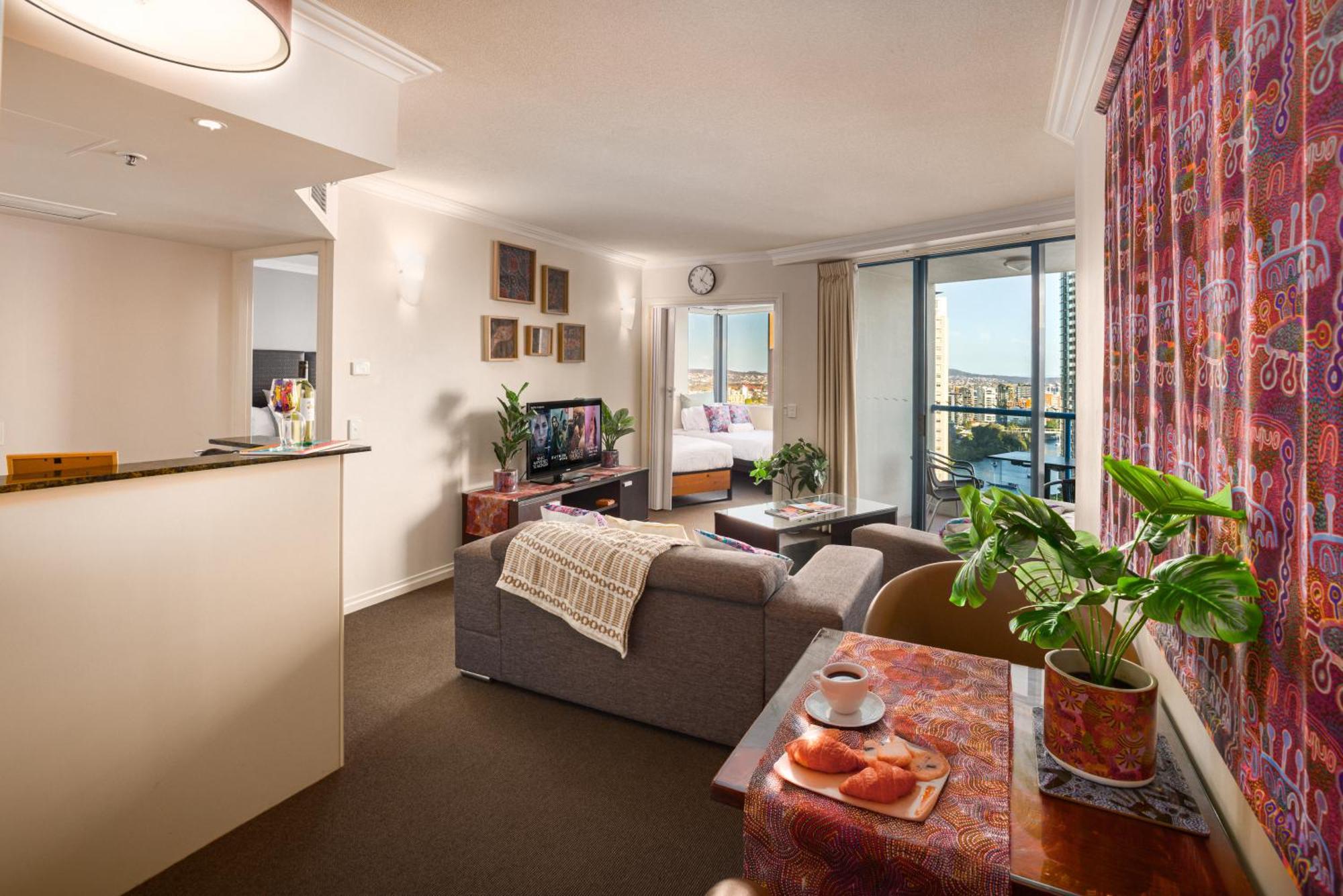 Apartment Indigescapes River Views Sleeps 6 Includes Carpark