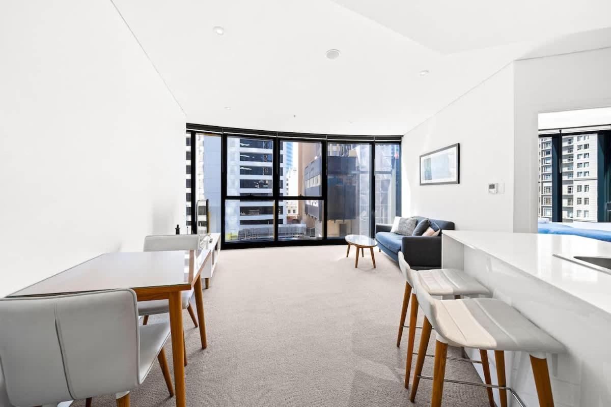 Skytower - Executive 9th Floor Base * Brisbane