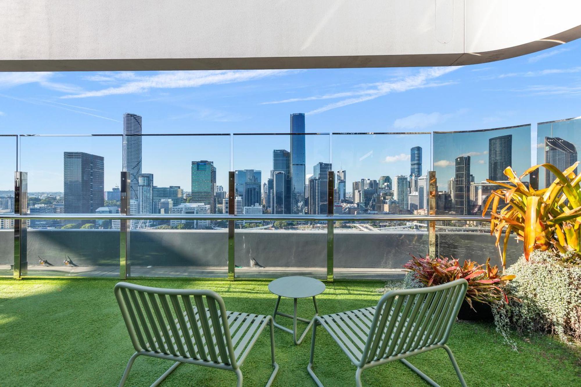 Apartment Art House By Cllix